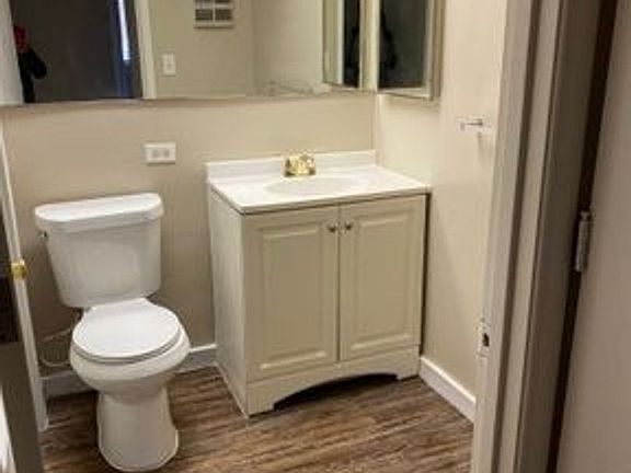 3rd image of 2800 W Illinois Ave APT 32