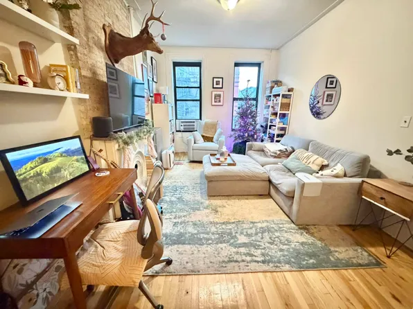 304 5th Avenue image 1 of 11