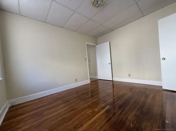 92 Gordon St, Brighton, MA