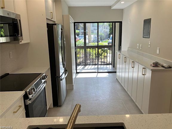 5th image of 1826 Kings Lake BLVD #7-101