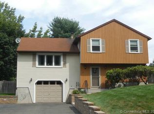 54 Lido Rd, Unionville, CT 06085