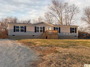 5601 Summer Shade Rd, Beaumont, KY 42124