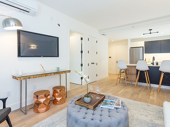 5th image of 25 Bruckner Blvd #1II