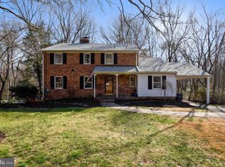1619 Courtland Rd, Alexandria, VA 22306