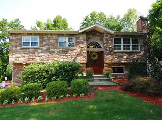 18 Courtland Dr, Wantage, NJ