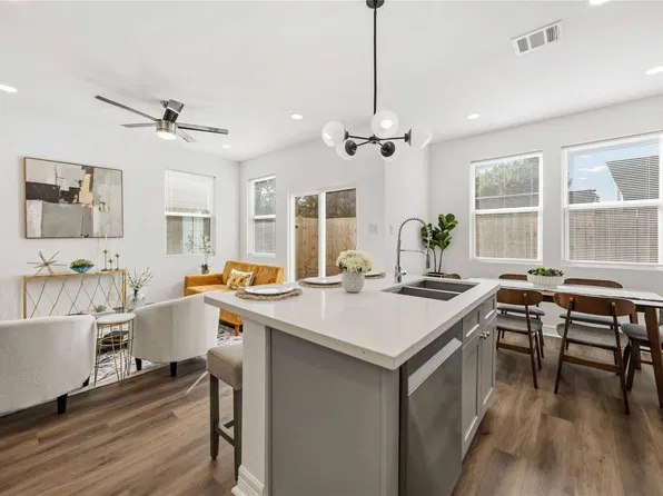 7415 Easter St, Houston, TX 77088