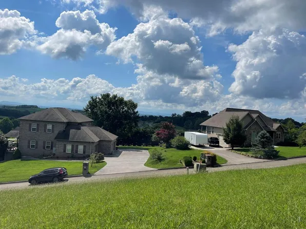 Summerhill Dr, Kodak, TN 37764