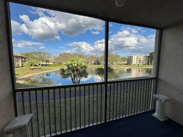 7920 NW 50th Street #205, Lauderhill, FL 33351