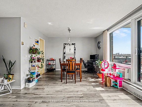 4th image of 1485 Baseline Rd W #509