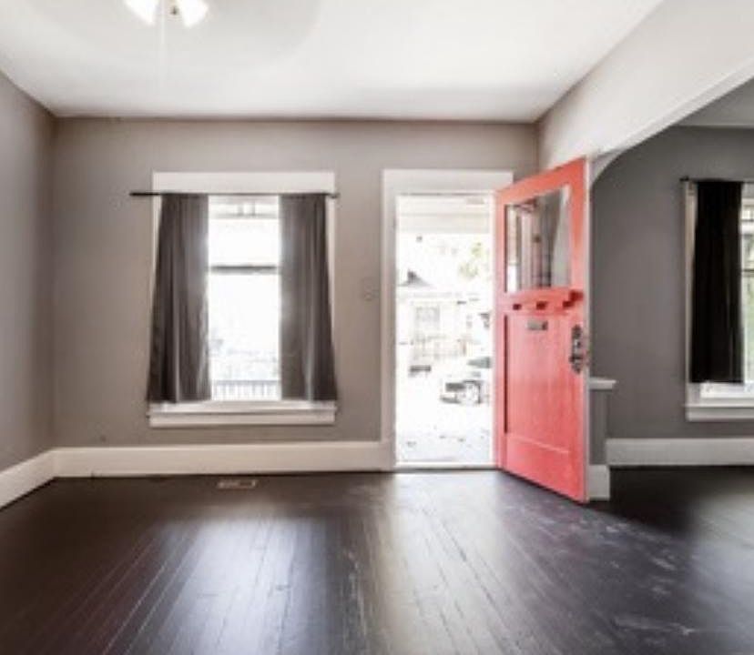 1st image of 755 S Park St