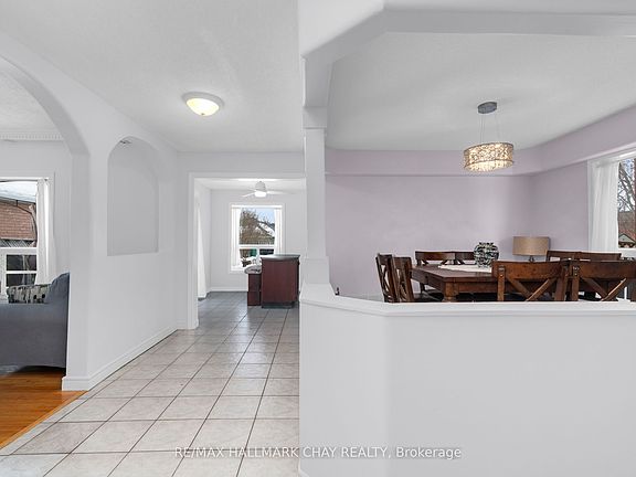 5th image of 1324 Forest St