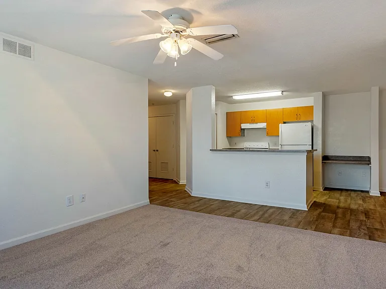 Ryan Oaks Apartments — Photo 22