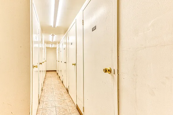 Sold by Remax Edge | media 12