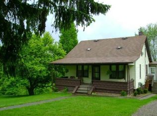 829 Mozart Rd, Wheeling, WV 26003