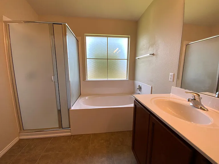 5911 Hopkins Dr — Photo 11