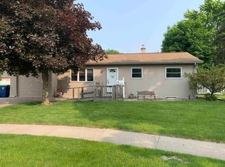 6 Skyhaven Ct, Saginaw, MI 48604