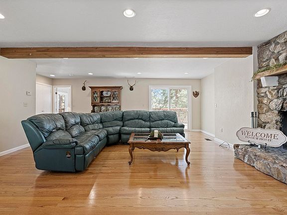 5th image of 20187 Manzanita St