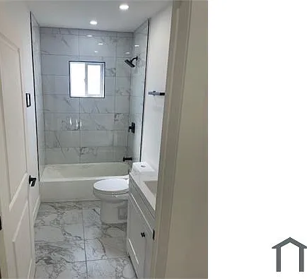 11726 Blythe St #B — Photo 1
