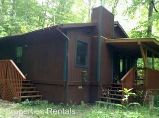 16 Seminole Dr, Whittier, NC 28789