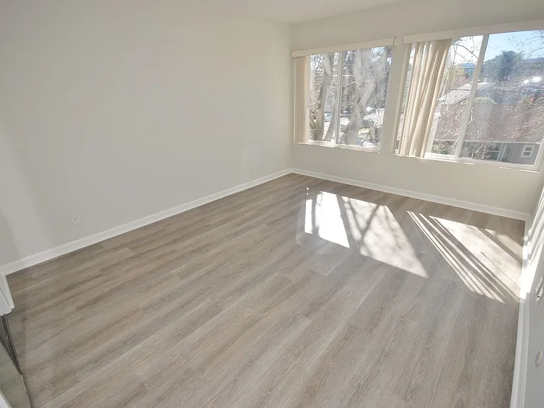 1222 Oak Grove Associates LLC — Photo 10