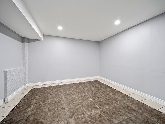 4th image of 3438 Mark Ave