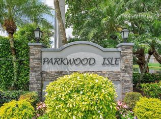 1521 SW 102nd Ter, Davie, FL 33324