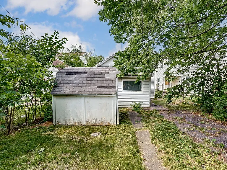 424 Bantz Ct — Photo 20