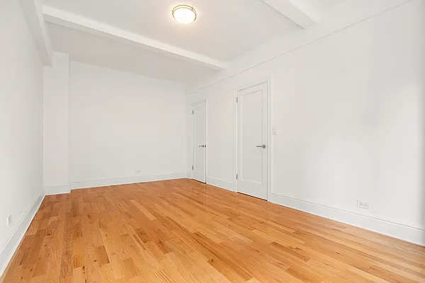 Rented by Cooper & Cooper Real Estate | media 6