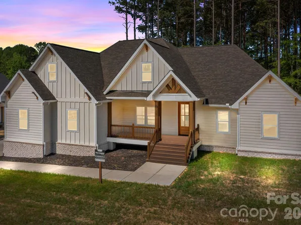 124 Taylors Garden Way #30, Statesville, NC 28625