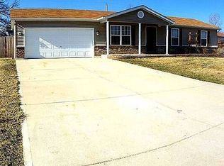 295 Beech Tree Dr, Troy, MO 63379