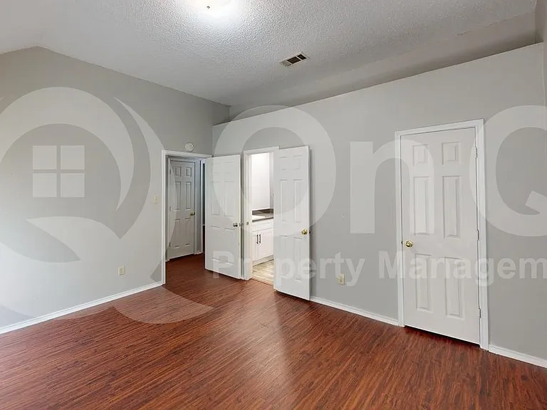 12603 Summer Hill Dr — Photo 22