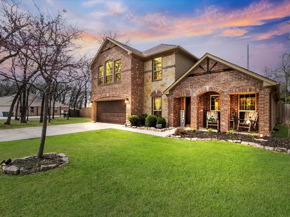 802 Sherry Ln S, Aubrey, TX 76227