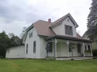 450 N 2nd St, Platteville, WI 53818