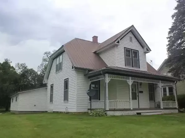 450 N 2nd St, Platteville, WI 53818