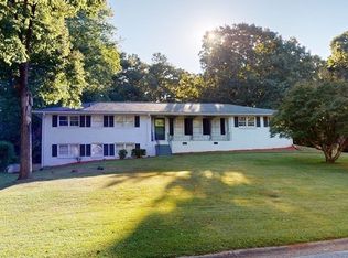 1858 Cates Ct, Snellville, GA 30078