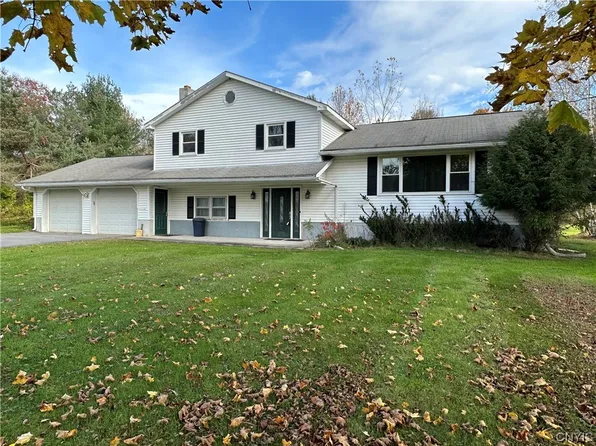 9115 Koronowski Rd, Marcy, NY 13403