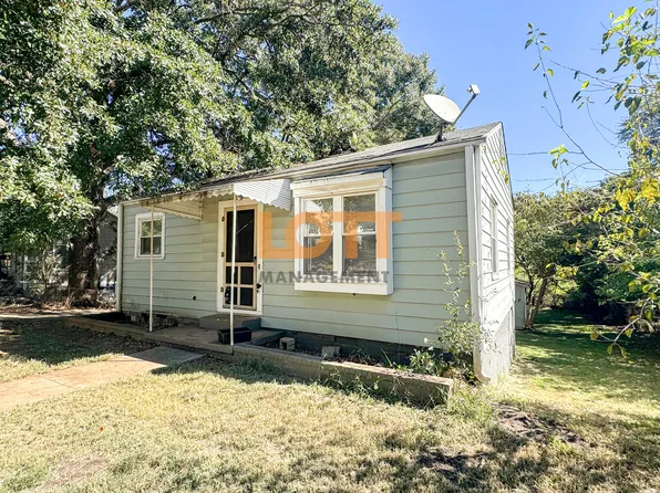 110 Irene Cir, Greenville, SC 29617
