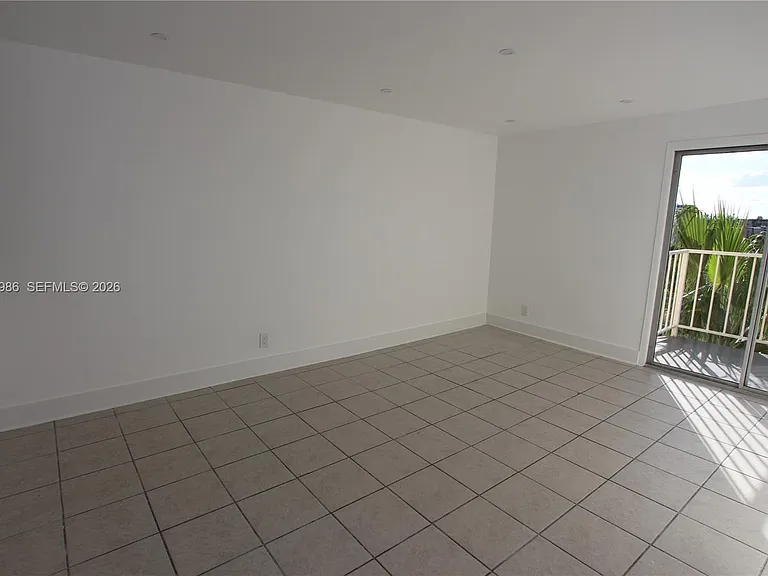 801 NW 47th Ave #614W — Photo 9