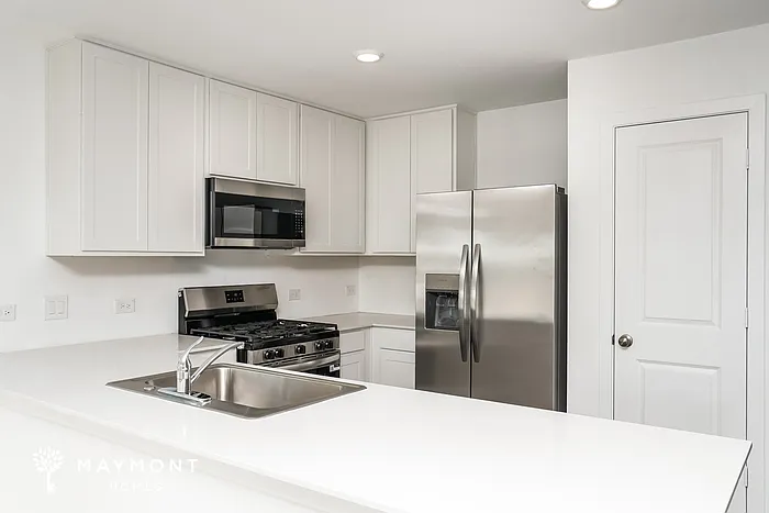 3124 Wild Dunes Dr — Photo 8