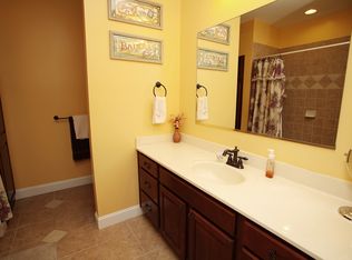 109 Folkstone Rd, Mooresville, NC 28117