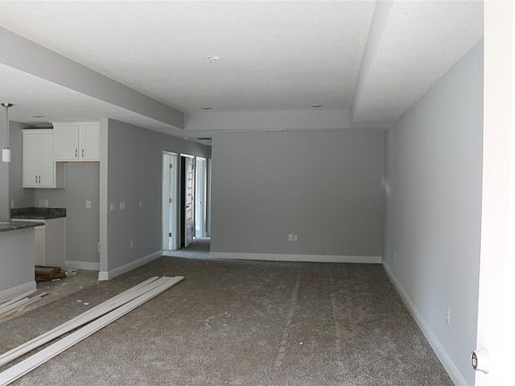 5th image of 8419 Walnut Ave