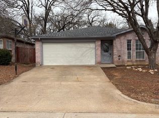 1302 Cardinal Oaks Dr, Mansfield, TX