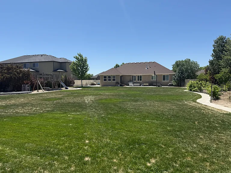 254 N Constitution Dr W — Photo 58