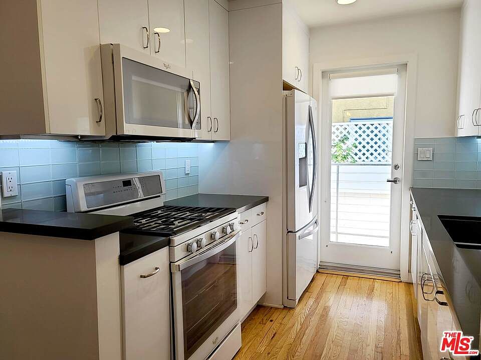 1st image of 703 5th Ave #422