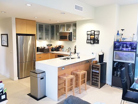 4th image of 1441 9th Ave Unit 203