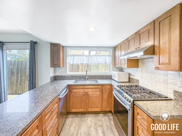 517 4th Ave APT 2, Chula Vista, CA 91910