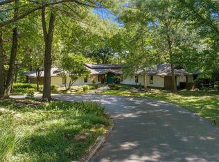 1802 Manor Hill Rd, Saint Louis, MO 63131