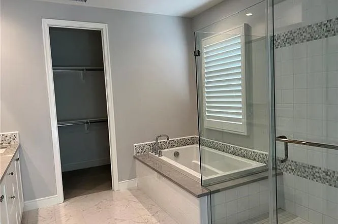 111 Della — Photo 10
