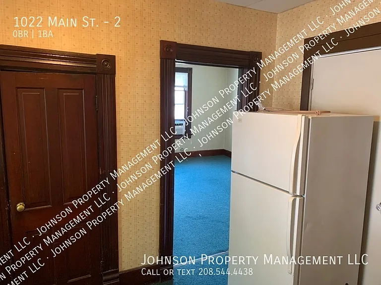 1022 Main St #2 — Photo 3
