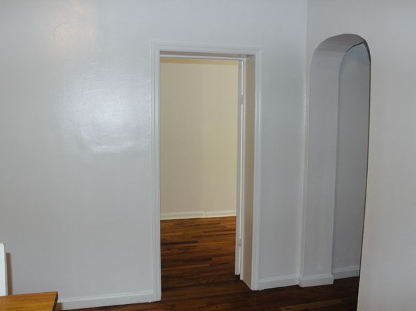 273 E 39th St FLOOR 1